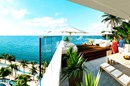 Vivir en un penthouse frente al mar con Makaira puede traerte grandes beneficios.